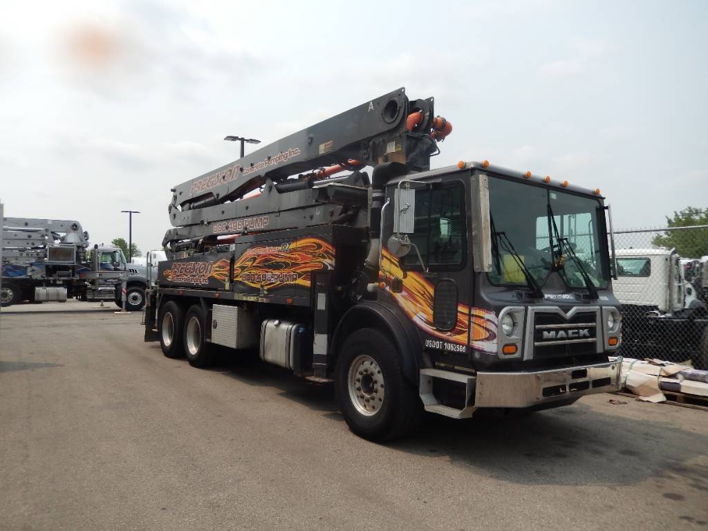 2015 Putzmeister BSF 38Z.16H - Image 2